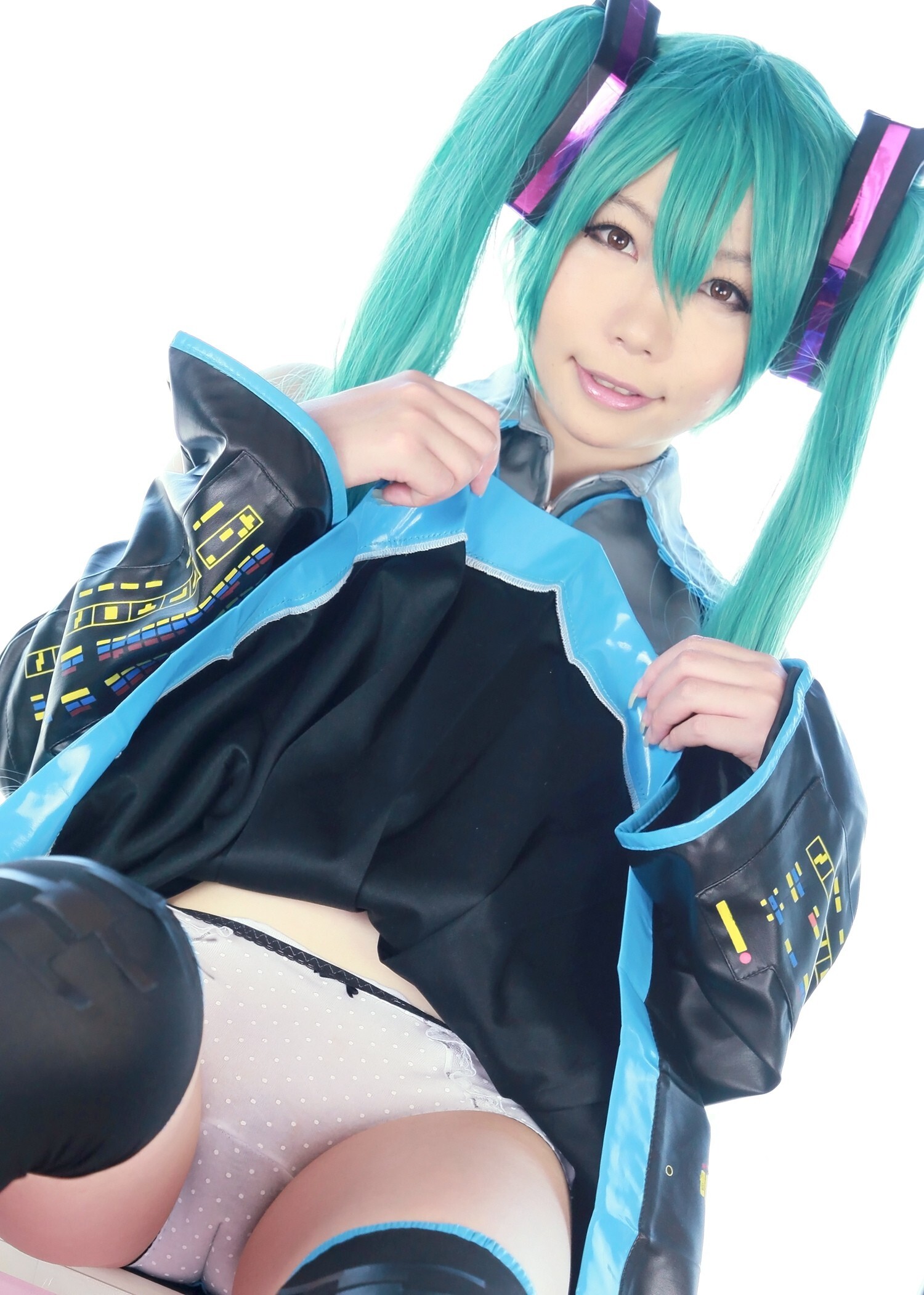 [Cosplay] 2013.04.10 Ultra hot new Vocaloid Set